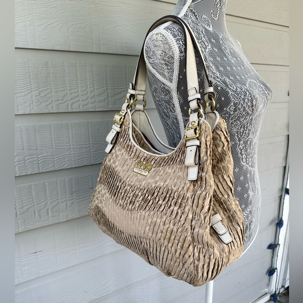 Coach Shoulder Bag